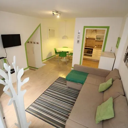 Big Alface アパート *